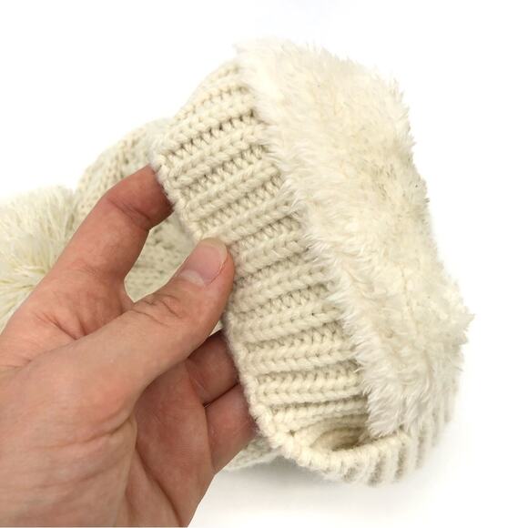 ISAAC MIZRAHI Cable Knit Pom Pom Beanie Cream OS - Picture 4 of 6